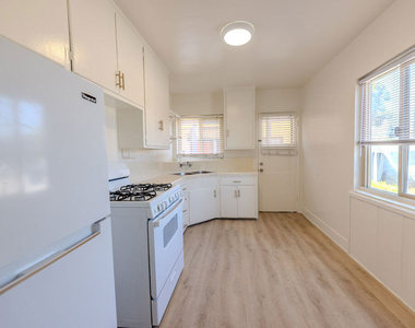 233 E Alameda Avenue - Photo Thumbnail 5