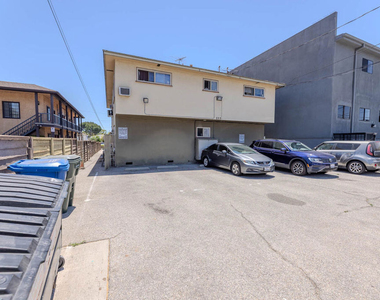 233 E Alameda Avenue - Photo Thumbnail 23
