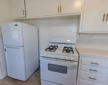 233 E Alameda Avenue - Photo Thumbnail 8