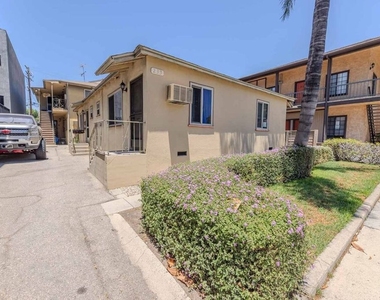 233 E Alameda Avenue - Photo Thumbnail 18