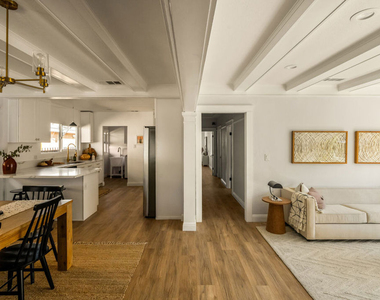 1726 W 52nd Street - Photo Thumbnail 4