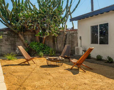 1726 W 52nd Street - Photo Thumbnail 18