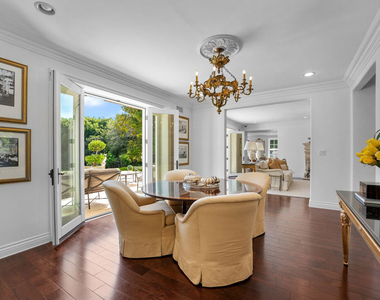 10914 Bellagio Road - Photo Thumbnail 4