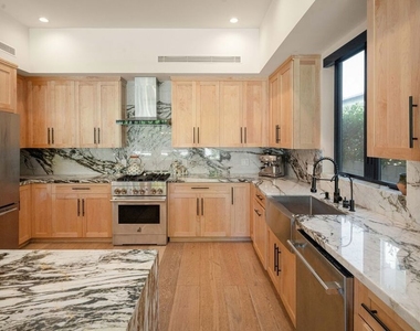 16740 Otsego Street - Photo Thumbnail 8
