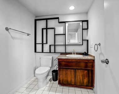6852 Woody Trail - Photo Thumbnail 21