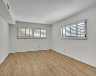 620 N Kenwood Street - Photo Thumbnail 7