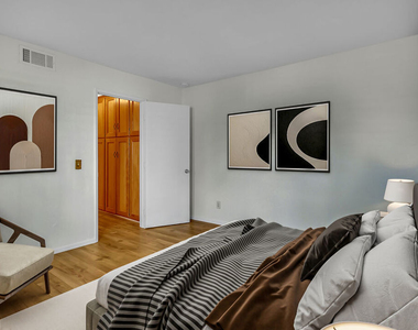 620 N Kenwood Street - Photo Thumbnail 17