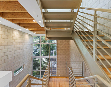 3450 Cahuenga Boulevard - Photo Thumbnail 9