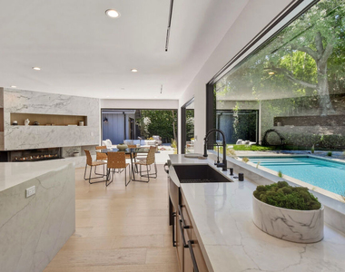 3721 Woodcliff Road - Photo Thumbnail 12