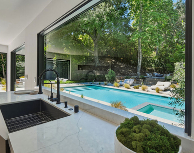 3721 Woodcliff Road - Photo Thumbnail 11