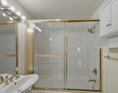 923 Euclid Street - Photo Thumbnail 11