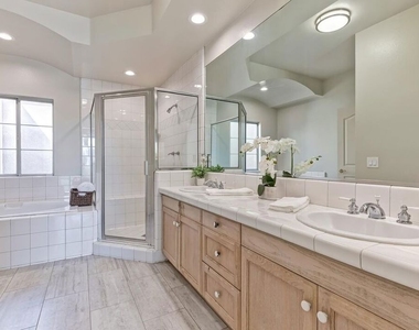 11603 Mississippi Avenue - Photo Thumbnail 18