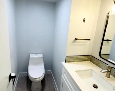 4022 Mahaila Ave - Photo Thumbnail 13