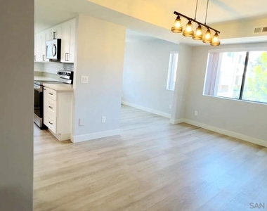 4022 Mahaila Ave - Photo Thumbnail 6