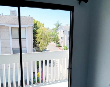 4022 Mahaila Ave - Photo Thumbnail 17