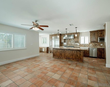 308 Palm - Photo Thumbnail 4