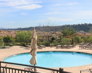 2630 Escala Circle - Photo Thumbnail 21