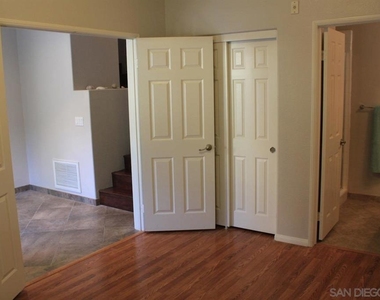 2630 Escala Circle - Photo Thumbnail 5