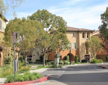 2630 Escala Circle - Photo Thumbnail 18