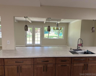 13919 York Avenue - Photo Thumbnail 68