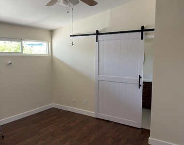 13919 York Avenue - Photo Thumbnail 47