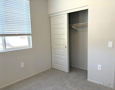 4731 Merida Way - Photo Thumbnail 18