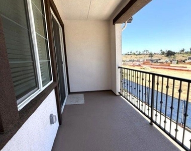 4731 Merida Way - Photo Thumbnail 29