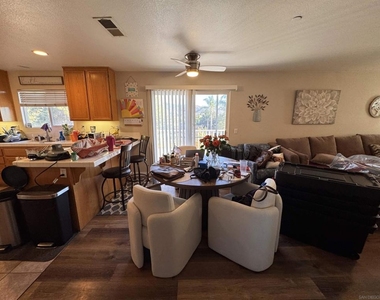9208 Pinkard - Photo Thumbnail 2