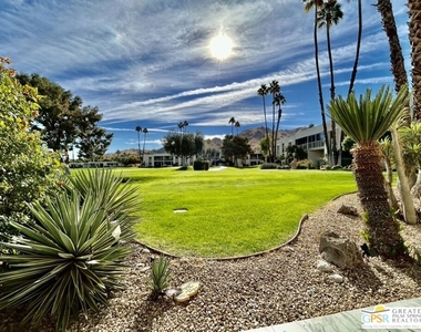 515 Desert Lakes Drive - Photo Thumbnail 13