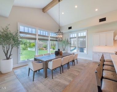 2969 Calbourne Lane - Photo Thumbnail 10