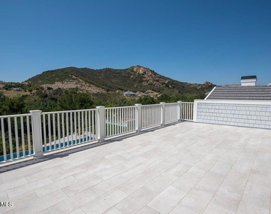 2969 Calbourne Lane - Photo Thumbnail 27