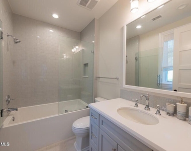 2969 Calbourne Lane - Photo Thumbnail 24