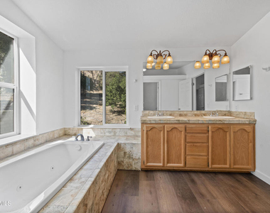 1057 La Loma Avenue - Photo Thumbnail 28