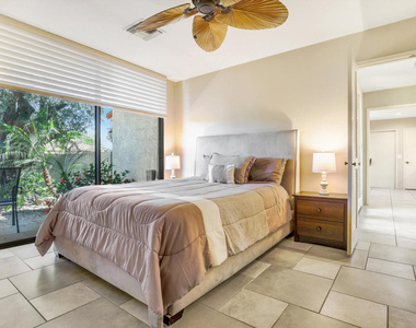 31 Stanford Drive - Photo Thumbnail 21