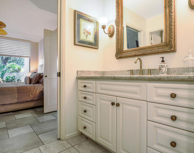 31 Stanford Drive - Photo Thumbnail 22