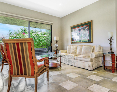 31 Stanford Drive - Photo Thumbnail 4