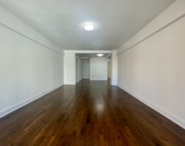 East 68th Street by 3rd Avenue - Photo Thumbnail 2