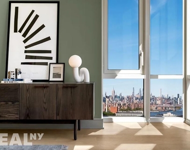 Ashland Place - Photo Thumbnail 2