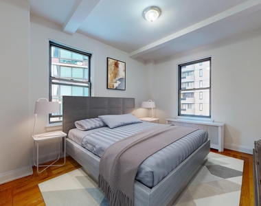 East 38th Street - Photo Thumbnail 4