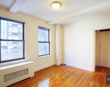 East 38th Street - Photo Thumbnail 2