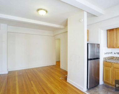 East 38th Street - Photo Thumbnail 3