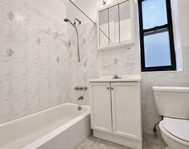 590 Fort Washington Avenue - Photo Thumbnail 8