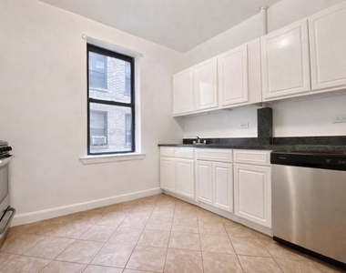 590 Fort Washington Avenue - Photo Thumbnail 6