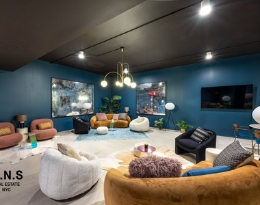 955 Sterling Place - Photo Thumbnail 19