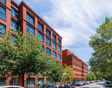 955 Sterling Place - Photo Thumbnail 19