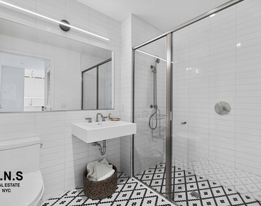 955 Sterling Place - Photo Thumbnail 11