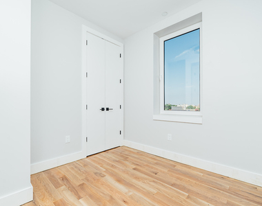 916 Bergen St 11238 - Photo Thumbnail 8