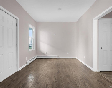 13-23a Mcbride Street - Photo Thumbnail 4