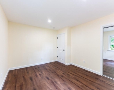 745 Peekskill Hollow Road - Photo Thumbnail 16