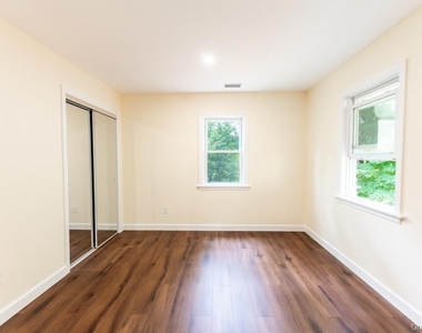 745 Peekskill Hollow Road - Photo Thumbnail 17